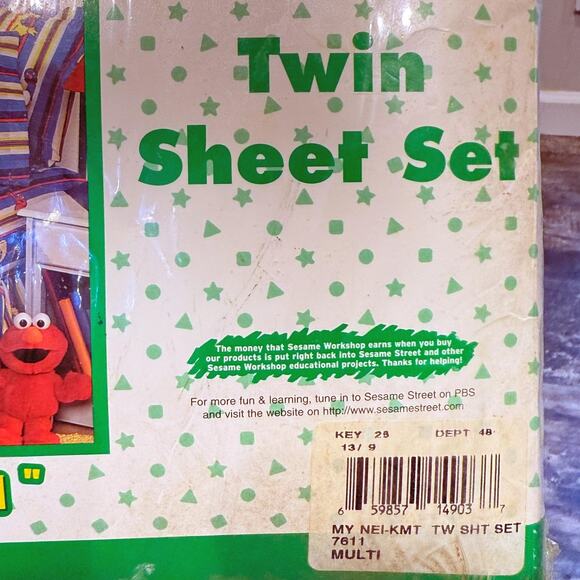 Vintage‎ Sesame Street Twin Sheet Set 2000 Elmo Cookie Monster My Neighborhood - Picture 2 of 9
